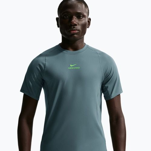 Trainings-T-Shirt Herren Nike Pro Training Dri-Fit mineral slate/green strike