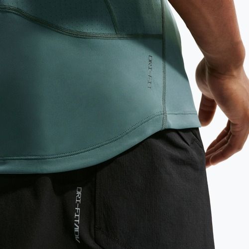 Trainings-T-Shirt Herren Nike Pro Training Dri-Fit mineral slate/green strike