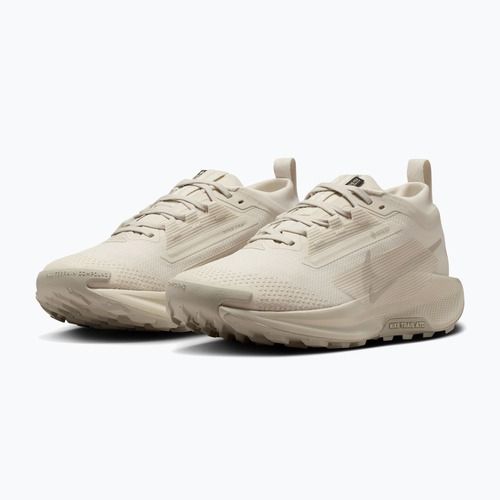 Laufschuhe für Damen Nike Pegasus Trail 5 GTX light orewood brown/safety orange/cream Ii