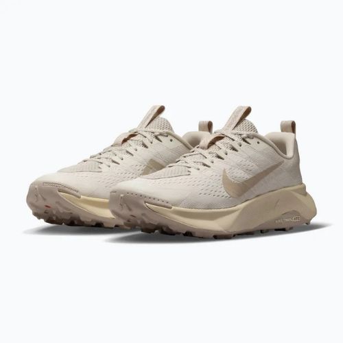 Herren-Laufschuhe Nike Wildhorse 10 light orewood brown/safety orange/cream li