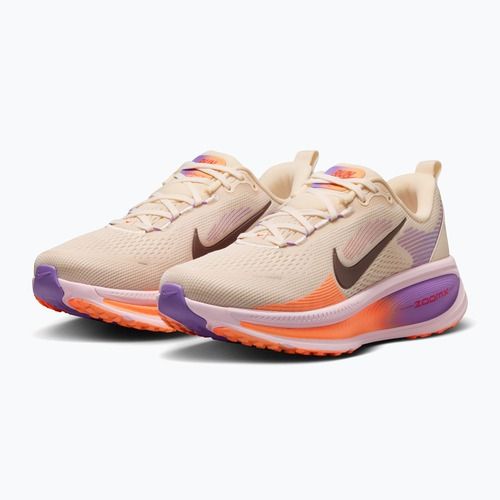 Laufschuhe für Damen Nike Vomero 18 chalk/pink foam/bright violet/tattoo