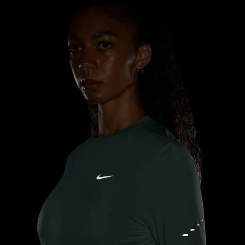 Damen-Laufshirt mit langen Ärmeln Nike Swift Dri-FIT UV steam