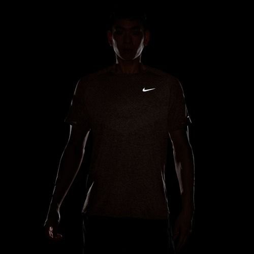 Laufshirt für Herren Nike Stride ADV silt red