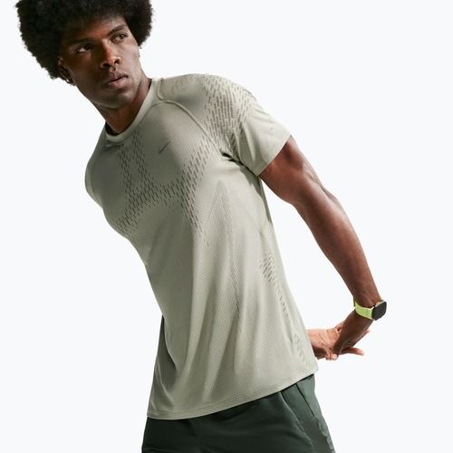Herren-Laufshirt Nike Stride Dri-Fit ADV spruce fog/light army