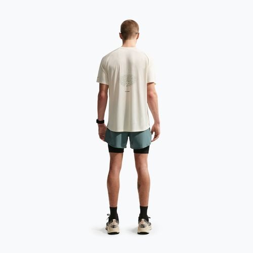 Herren-Laufshirt Nike Stride Dri-Fit ADV coconut milk