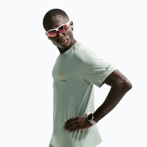 Herren-Laufshirt Nike Stride Dri-Fit ADV jade horizon