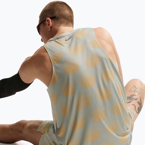 Herren-Laufshirt Nike Stride Dri-Fit ADV jade horizon/linen