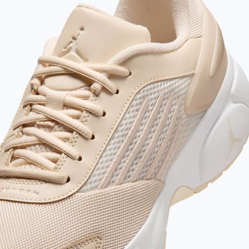 Buty damskie Nike Jordan Trunner Flow legend light brown/white/pale ivory