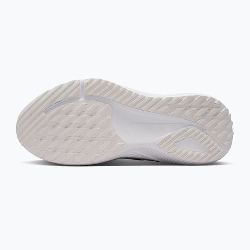 Laufschuhe für Damen Nike Quest 7 summit white/white/metallic silver/black