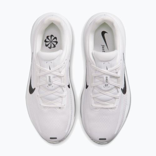 Laufschuhe für Damen Nike Quest 7 summit white/white/metallic silver/black