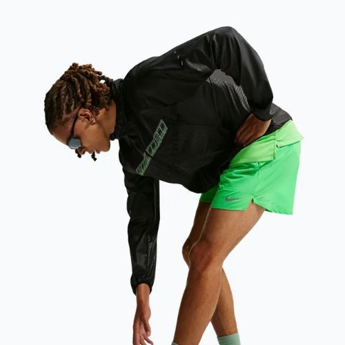 Herren-Shorts Nike Stride Dri-Fit Brief-Lined 5" green spark