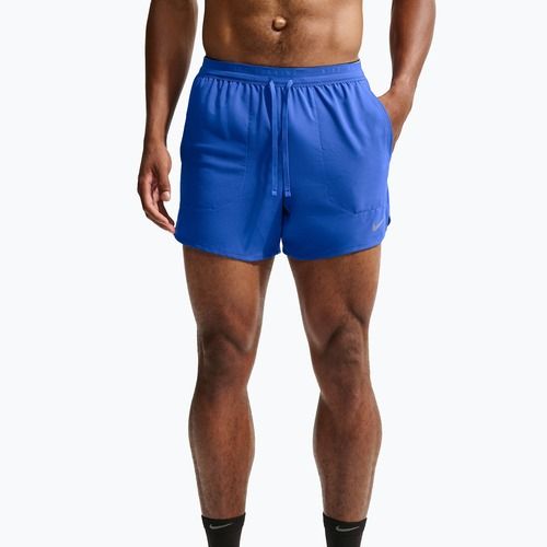 Herren-Shorts Nike Stride Dri-Fit mit 5" Innenbeinlänge und Slip-Futter in Hyper Royal