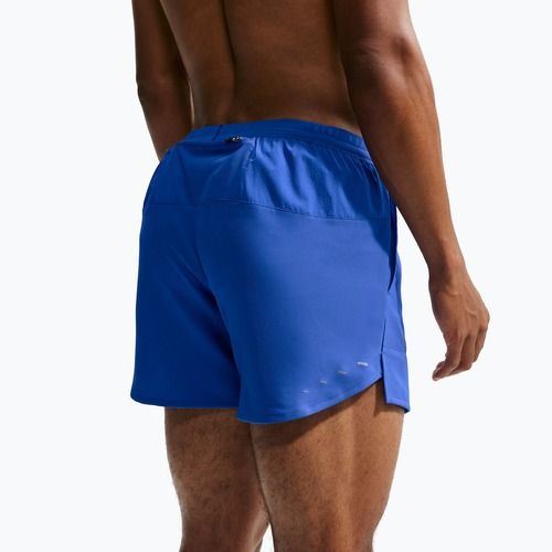 Herren-Shorts Nike Stride Dri-Fit mit 5" Innenbeinlänge und Slip-Futter in Hyper Royal