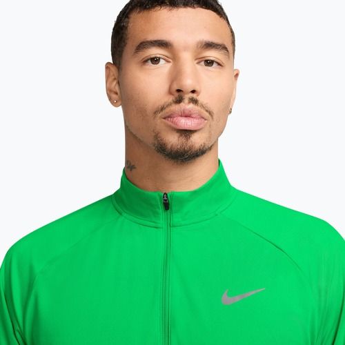 Laufsweatshirt für Herren Nike Stride 1/4 Zip Dri-Fit green spark