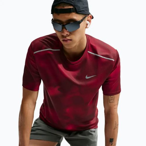 Herren-Laufshirt Nike Miler light crimson