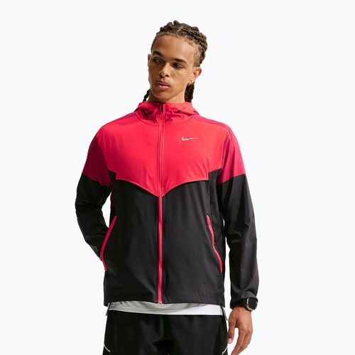 Laufjacke für Herren Nike Impossibly Light Windrunner black/light crimson/tough red