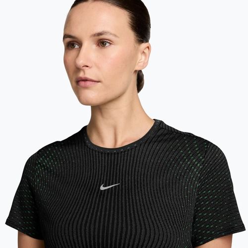 Damen-Laufshirt Nike Swift Aero-Fit black/light green spark