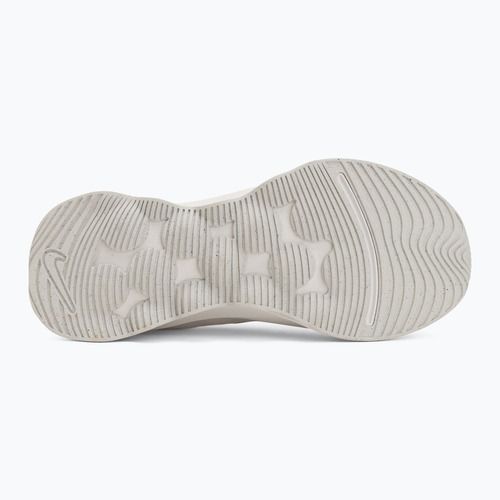 Damen-Schuhe Nike Motiva 2 summit white/phantom/metallic silver