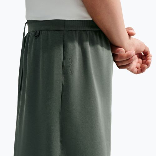 Herren-Trainingsshorts Nike 24.7 ImpossiblySoft camo green/black/outdoor green