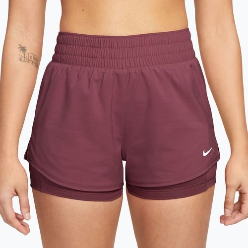 Damen Trainingsshorts Nike One pink smoke/white