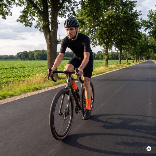 ATTABO Maxis Visible Pro Fahrradsocken 3 Paar Orange