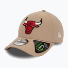 Neue Era Repreve 9Forty Chicago Bulls Herren Baseballkappe pastellbraun