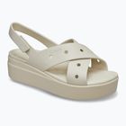 Damen-Sandalen Crocs Broklyn 4U Cross Strap frappe