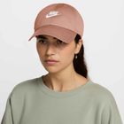 Nike Club Unstructured Futura Wash rose gold/weiß Baseballkappe