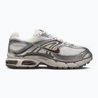 Damen-Schuhe Nike Air Max Moto 2K phantom/metallic silver/baroque brown