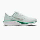 Laufschuhe für Damen Nike Quest 6 barely green/white/metallic silver