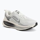 Laufschuhe für Damen Nike Vomero 18 summit white/sail/metallic silver
