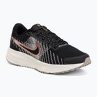 Laufschuhe für Damen Nike Run Defy black/sail/phantom/metallic rose gold