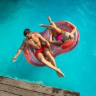 AQUASTIC Zwei-Personen-Schwimmrad rot ASR-175R