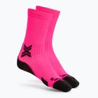 X-Socks Run Discover Crew fluo rosa/x schwarze Socken