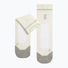 On Ultra ungefärbte Laufsocken