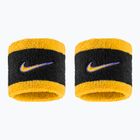 Schweißbänder fürs Handgelenk Nike Swoosh Classic Wristbands 2 Stk. black/court purple/university gold