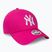 New Era League Essential 9Forty New York Yankees hell rosa Kappe