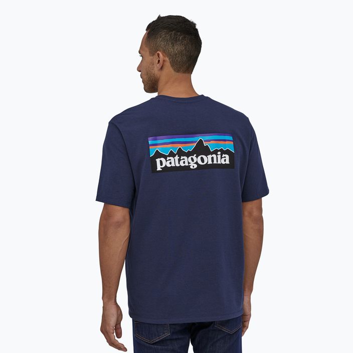 Herren Patagonia P-6 Logo Responsibili-Tee klassisch marinefarbenes Trekking-T-Shirt 2