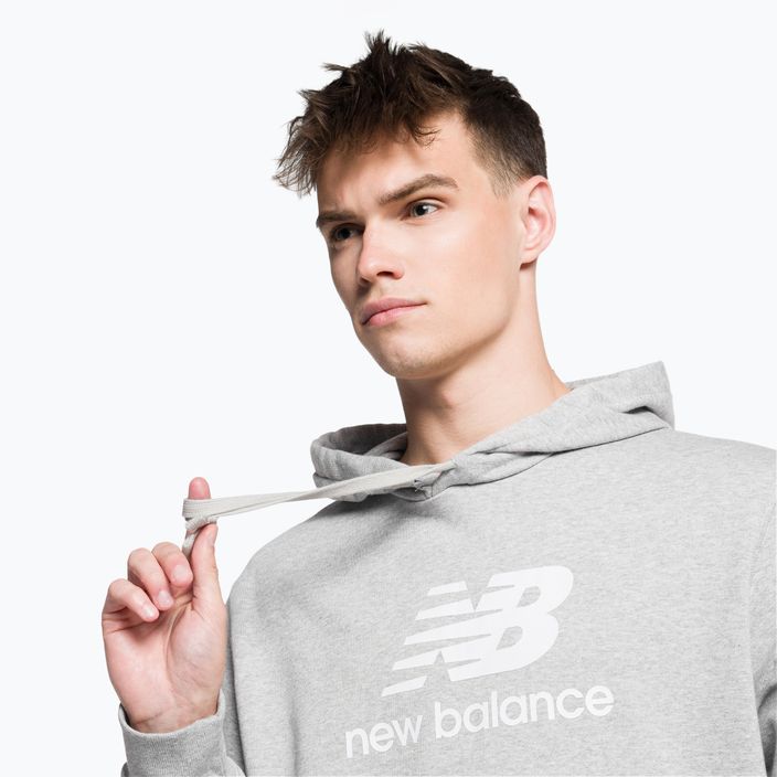 Herren Training Sweatshirt New Balance Essentials Stacked Logo French Terry Hoodie grau NBMT31537AG 4
