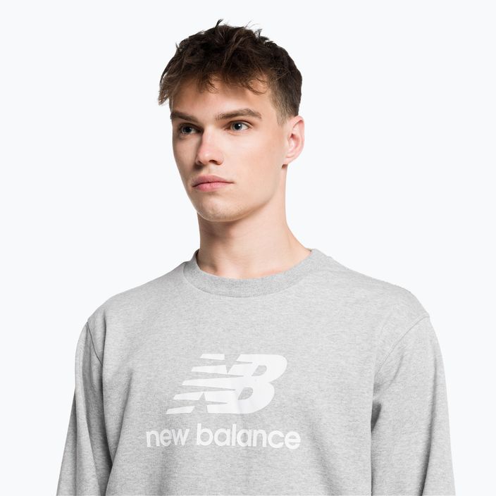 Herren Trainingssweatshirt New Balance Essentials Stacked Logo French Terry Crewneck grau NBMT31538AG 4