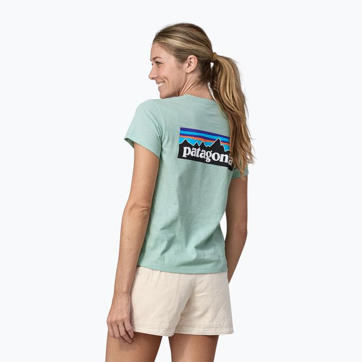 Damen-Trekking-T-Shirt Patagonia P-6 Logo Responsibili-Tee wispy grün 2