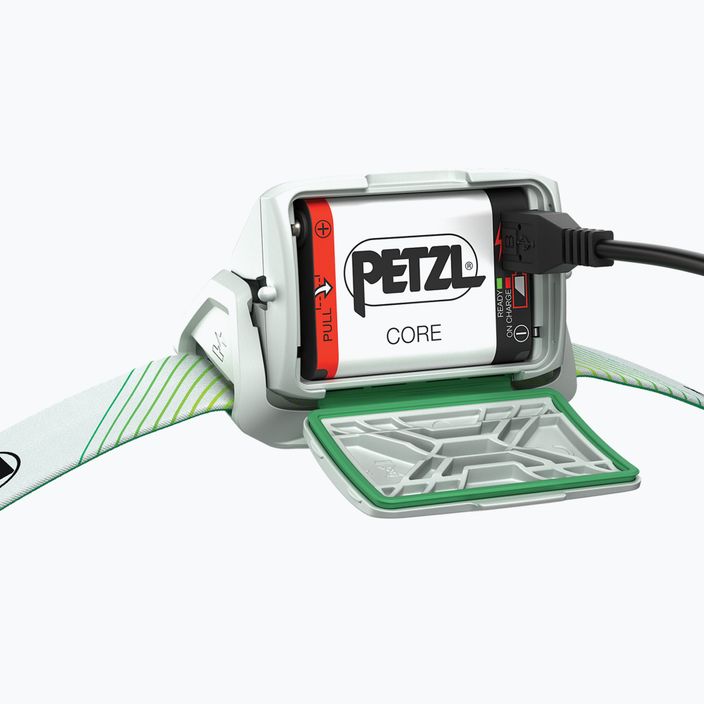 Petzl Actik Core Kopftaschenlampe grün E065AA02 5