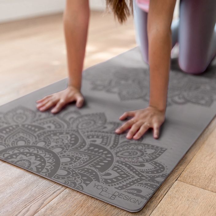 Yoga Design Lab Flow Pure 6 mm grün Mandala Holzkohle Yogamatte 7