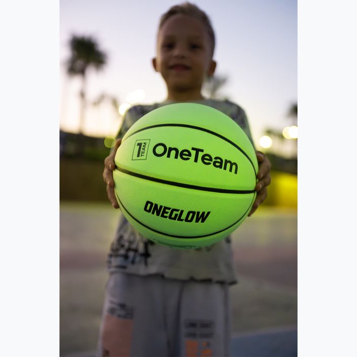 OneTeam Basketball Leuchtend schwarz 4