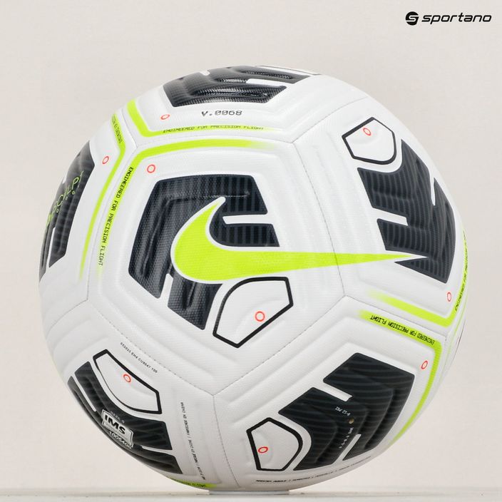 Nike Academy Team Fußball CU8047-100 Größe 5 6