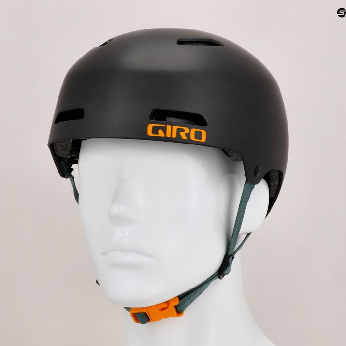 Giro Quarter FS matt warm schwarzer Helm 8