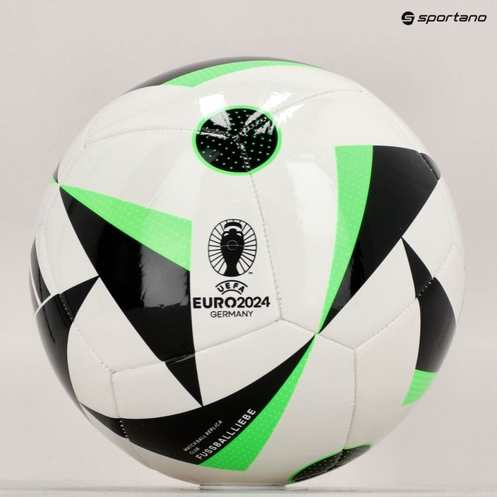 adidas Fussballiebe Club Fußball weiß/schwarz/solar grün Größe 4 6