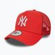 Herren New Era League Essential Trucker New York Yankees leuchtend rote Baseballmütze
