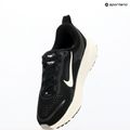 Kinder-Laufschuhe Nike Vomero 18 black/coconut milk/iron ore/summit white 22