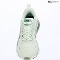 Laufschuhe für Damen Nike Vomero 18 barely green/steam/metallic silver 14